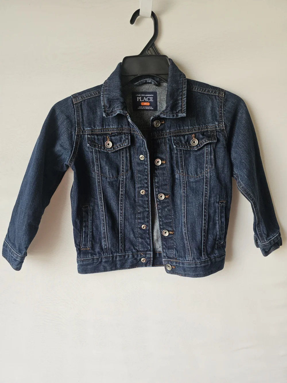 Lot of 2 Denim Jean Jackets 5T Old Navy Light Wash & The Children's Place Dark